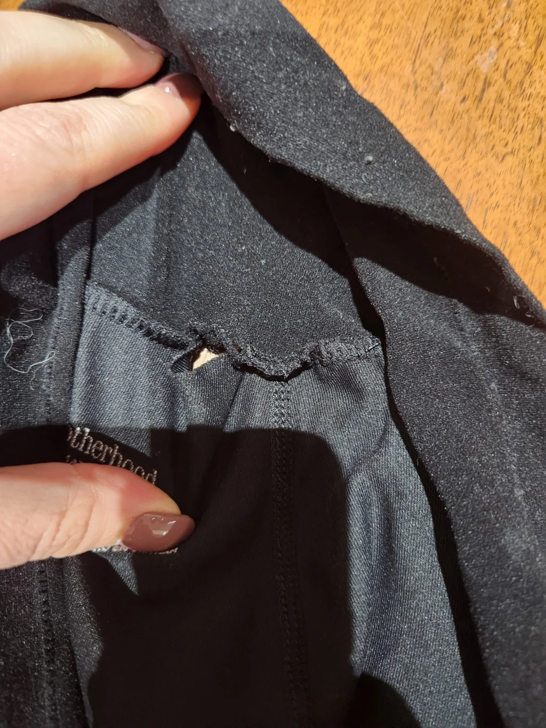Motherhood Maternity Black Cropped Pants Size L - photo 3