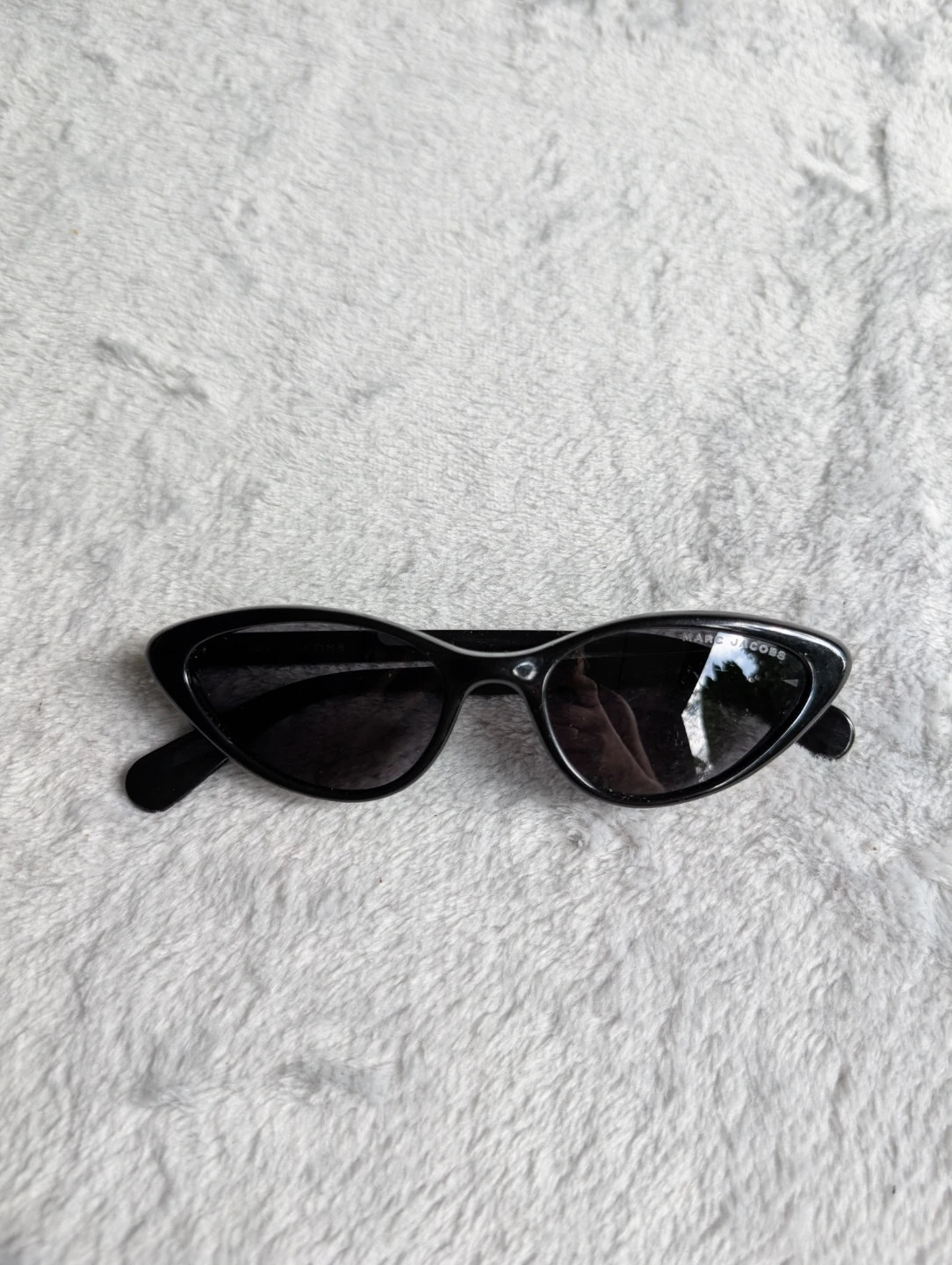 Marc Jacobs Black Cat-Eye Sunglasses
