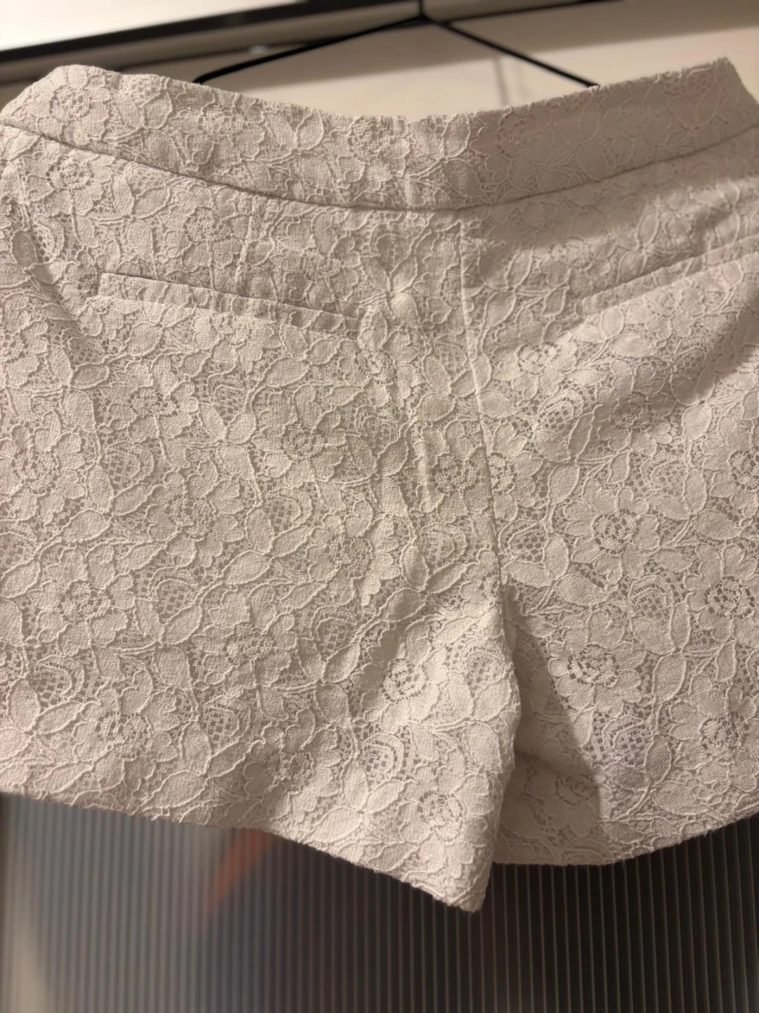 Lila Rose White Lace Shorts - photo 3