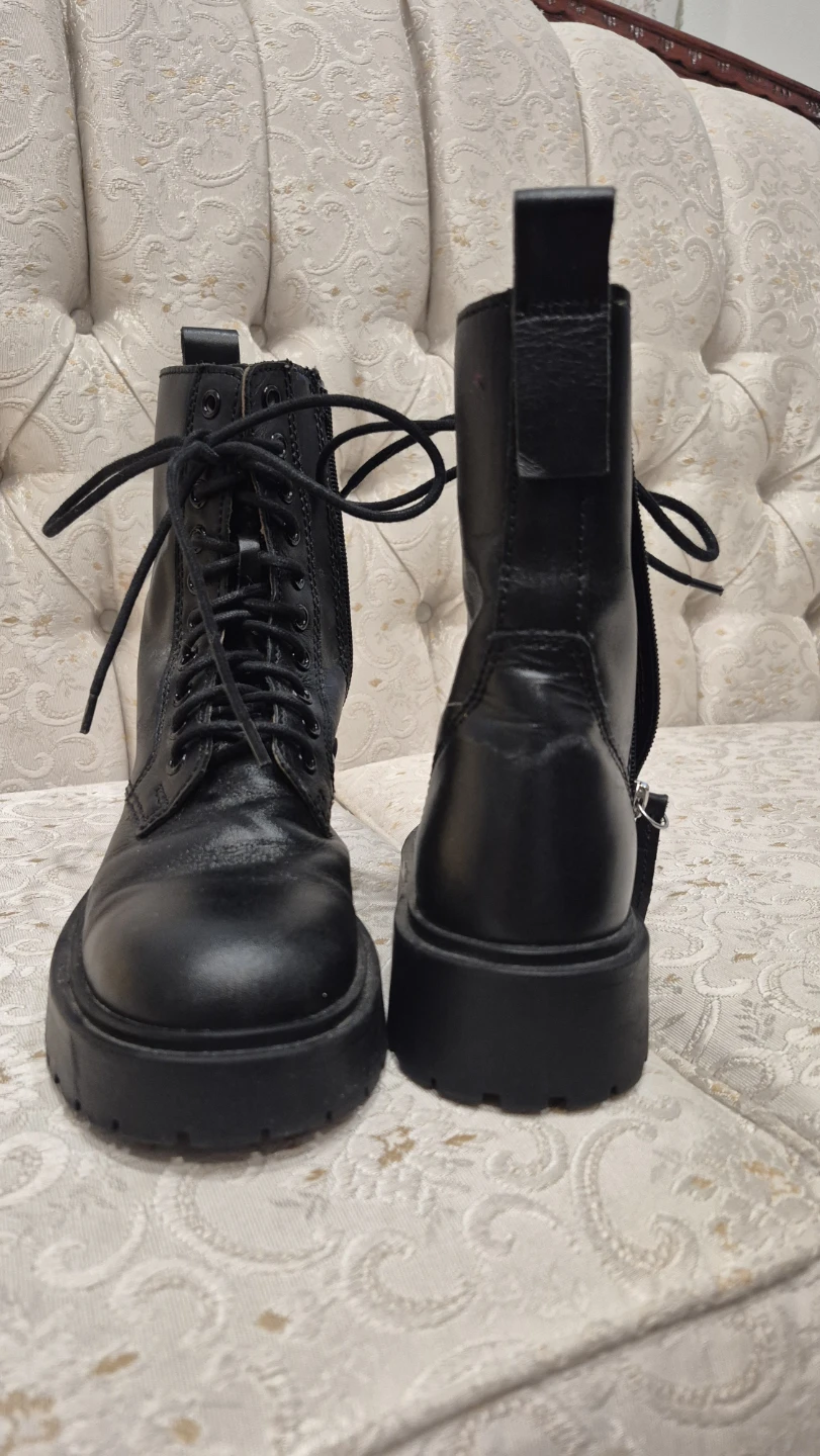 Black ZARA Combat Boots Size 36, leather inside. - photo 5