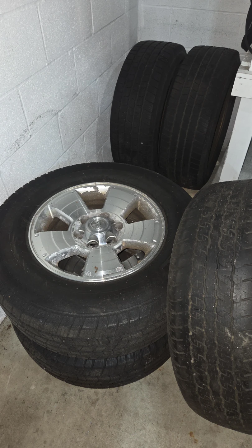 Tire and rin