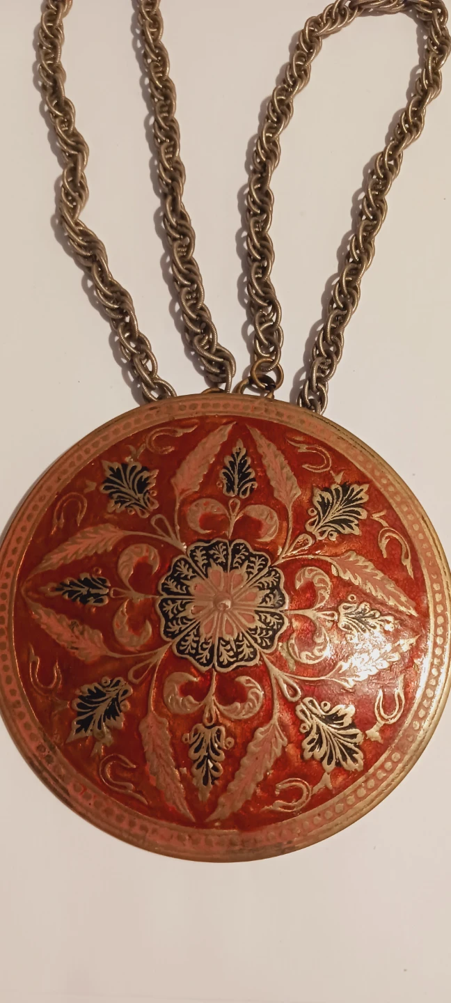 Vintage Red Enamel Pendant wuth thick chain Necklace - photo 2