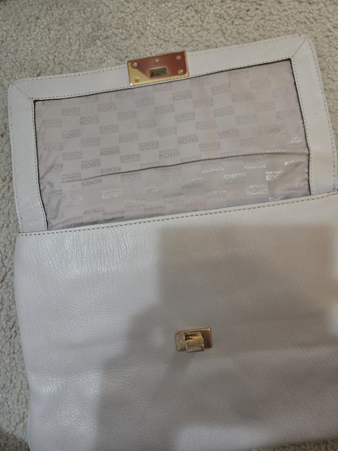 Michael Kors White Leather Chain Shoulder Bag - photo 2