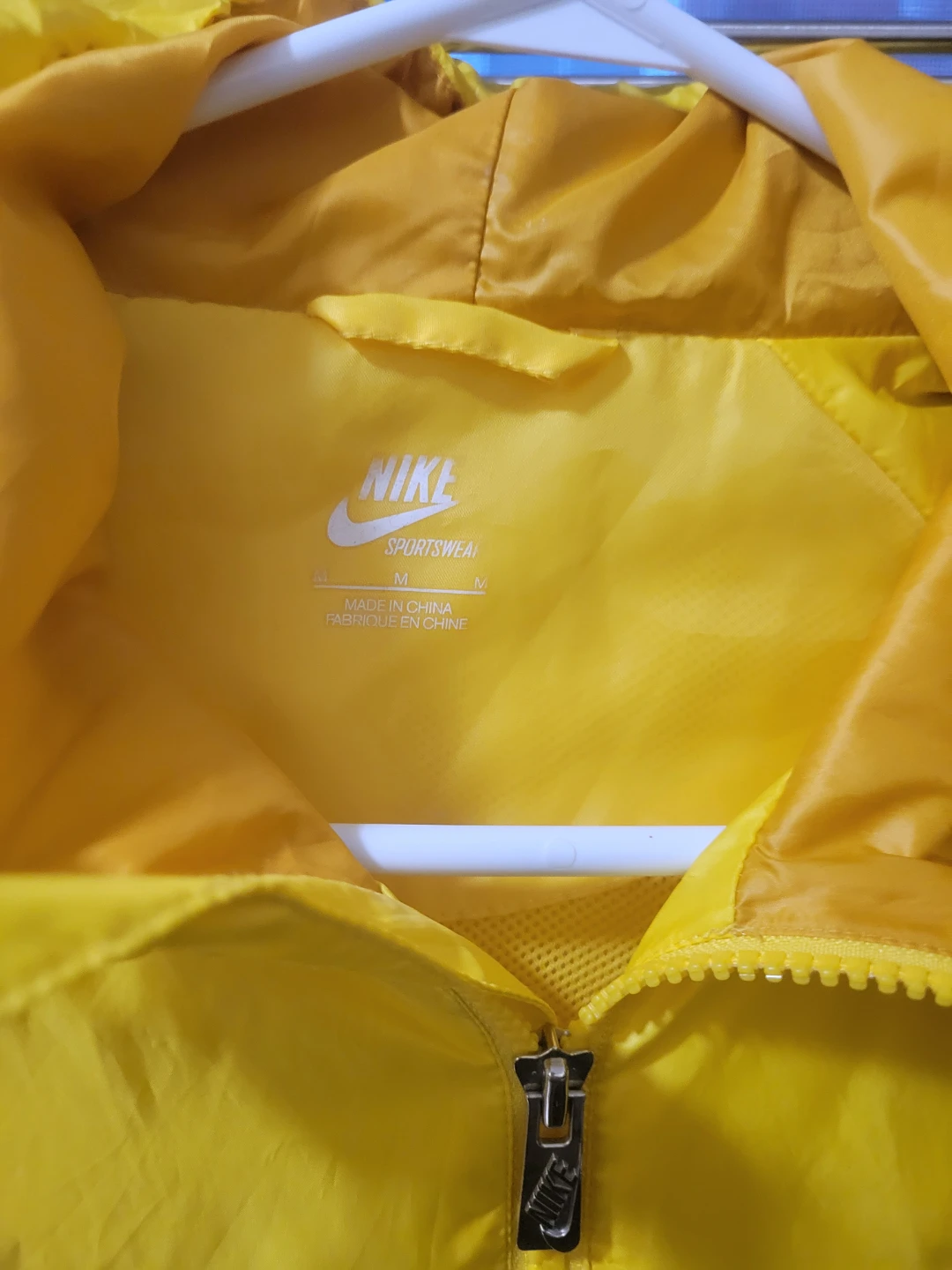 Nike Sportswear Windbreaker Jacket - Yellow/Navy - Size M - photo 2