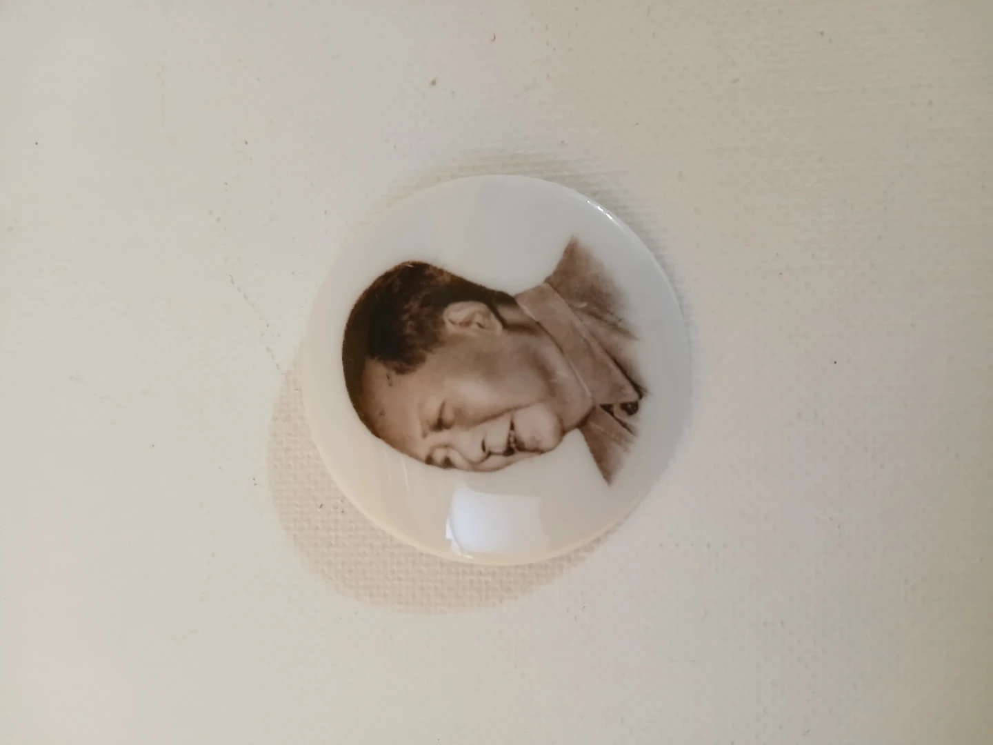 Mao Zedong commemorative pin - 1969 - photo 2