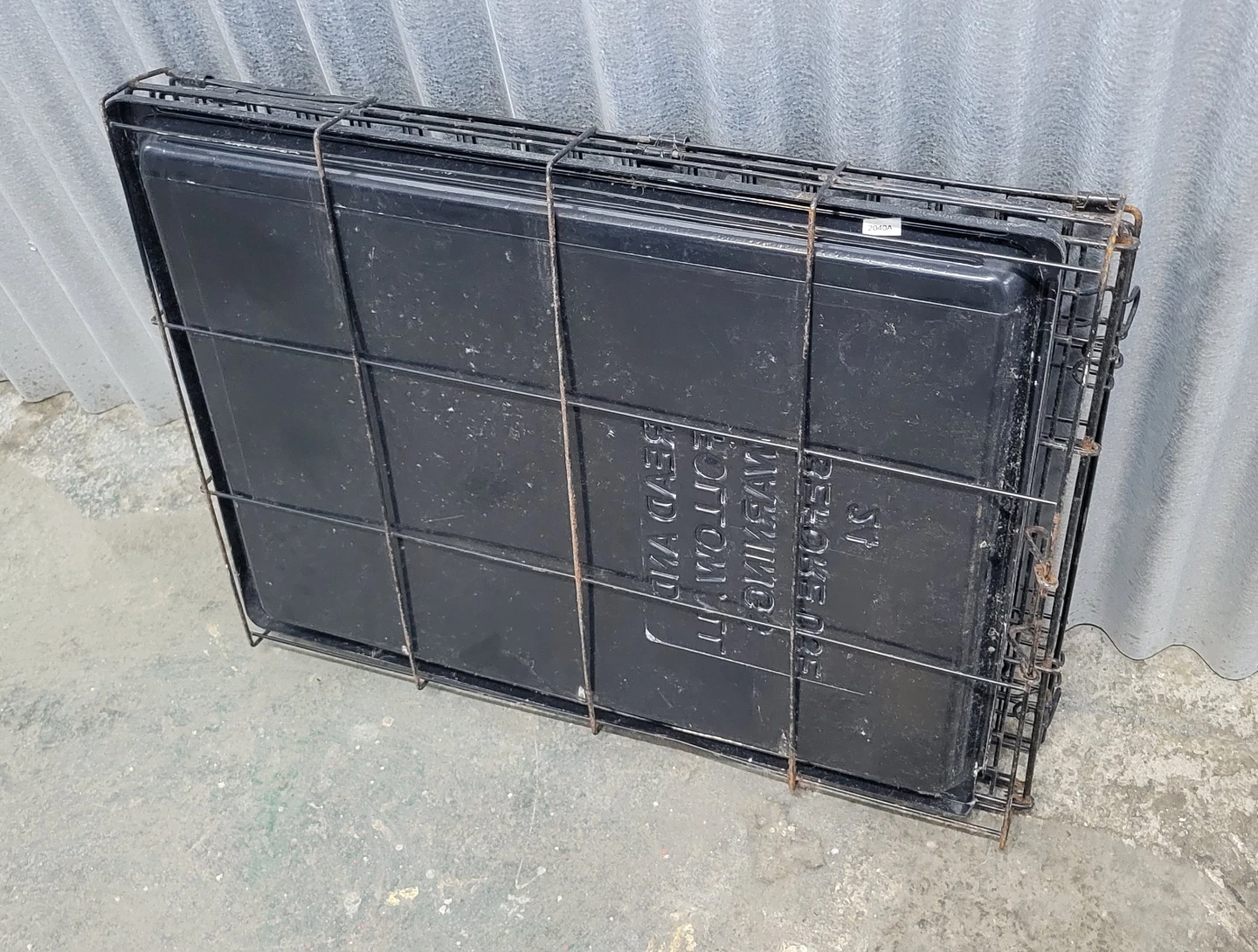 Pet Carrier Dog Crate with Tray - photo 4