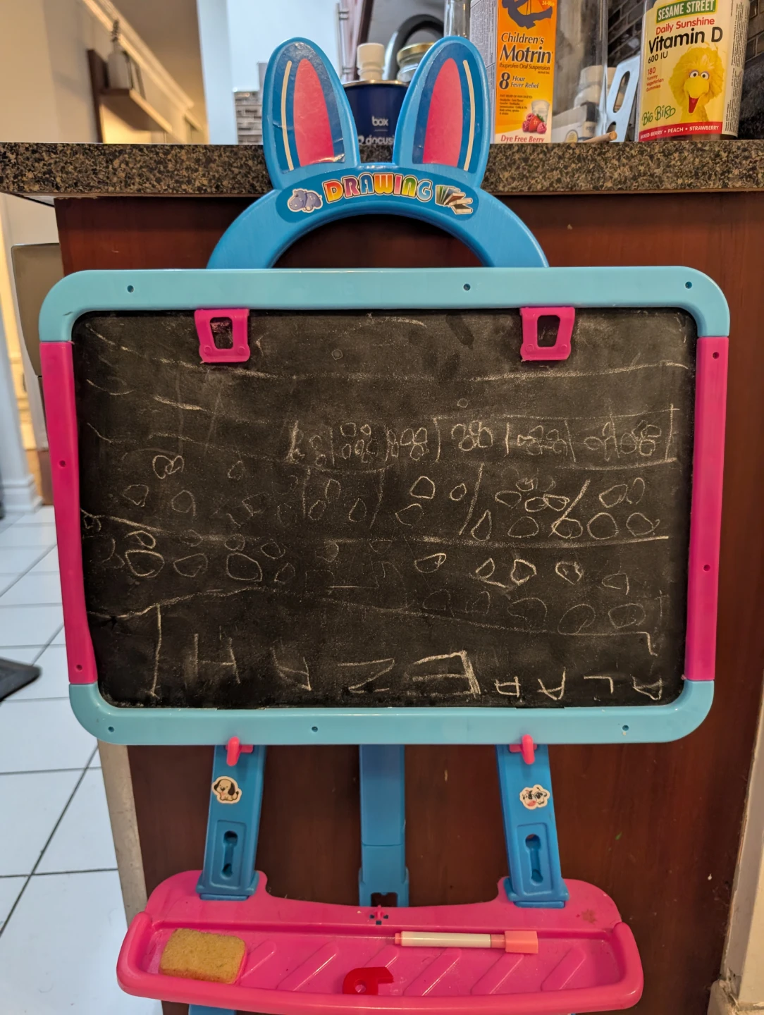 Kids Double-Sided Easel with Magnets - photo 3