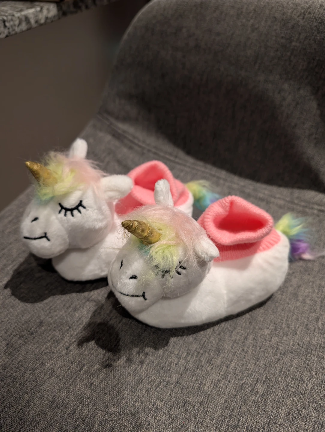 Kids slippers