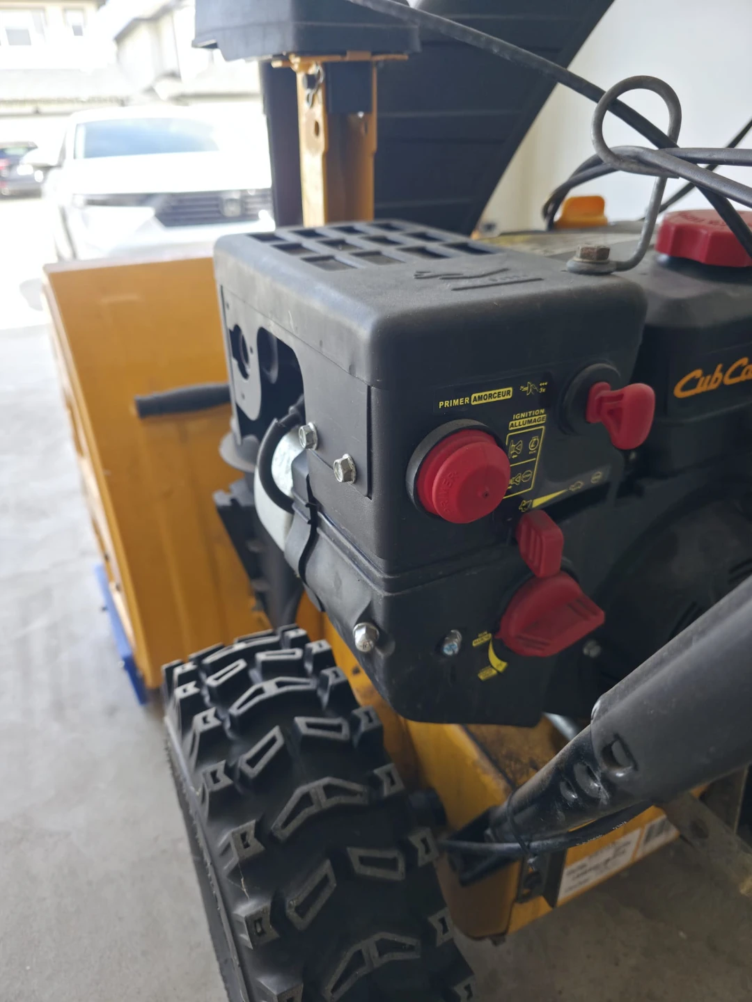 Cub Cadet Snowblower - photo 2