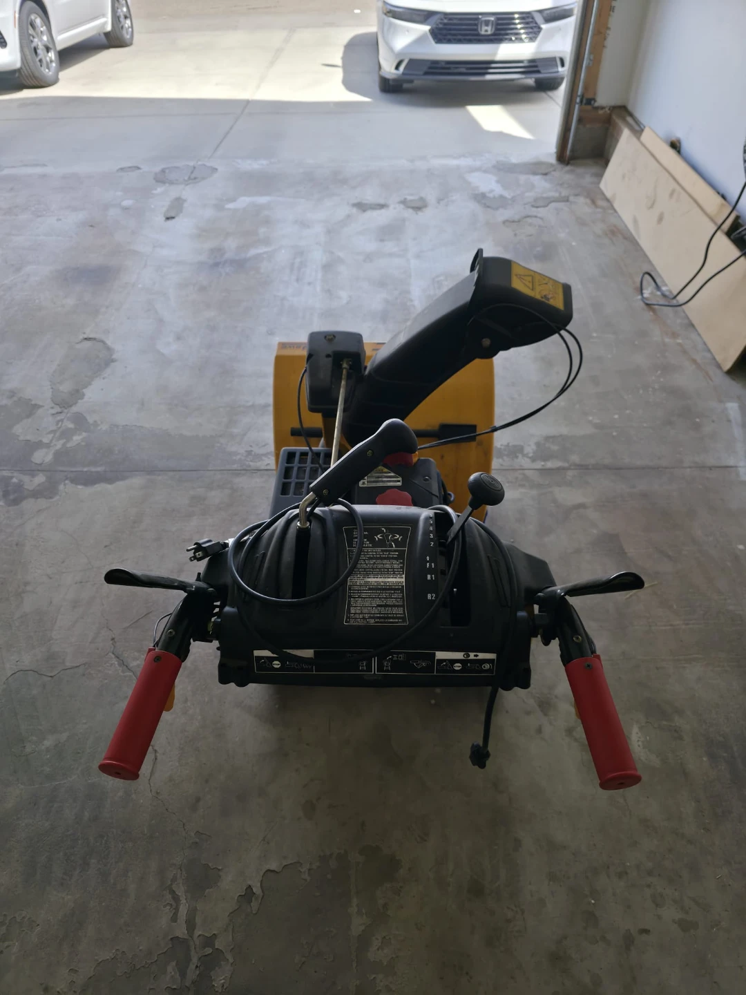 Cub Cadet Snowblower - photo 4