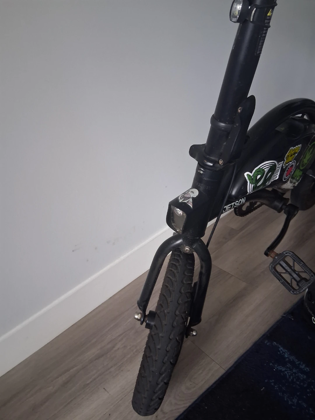 Jetson Electric Scooter with Helmet - photo 3