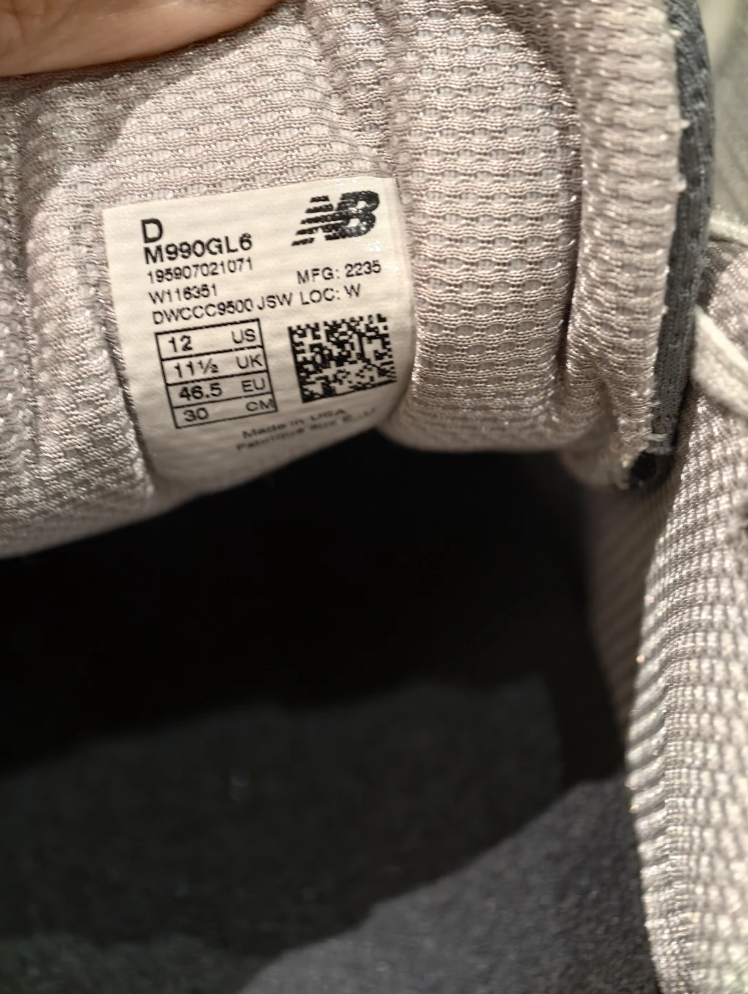 Like New Men's New Balance 990v6 Sneakers - US Size 12 - photo 2