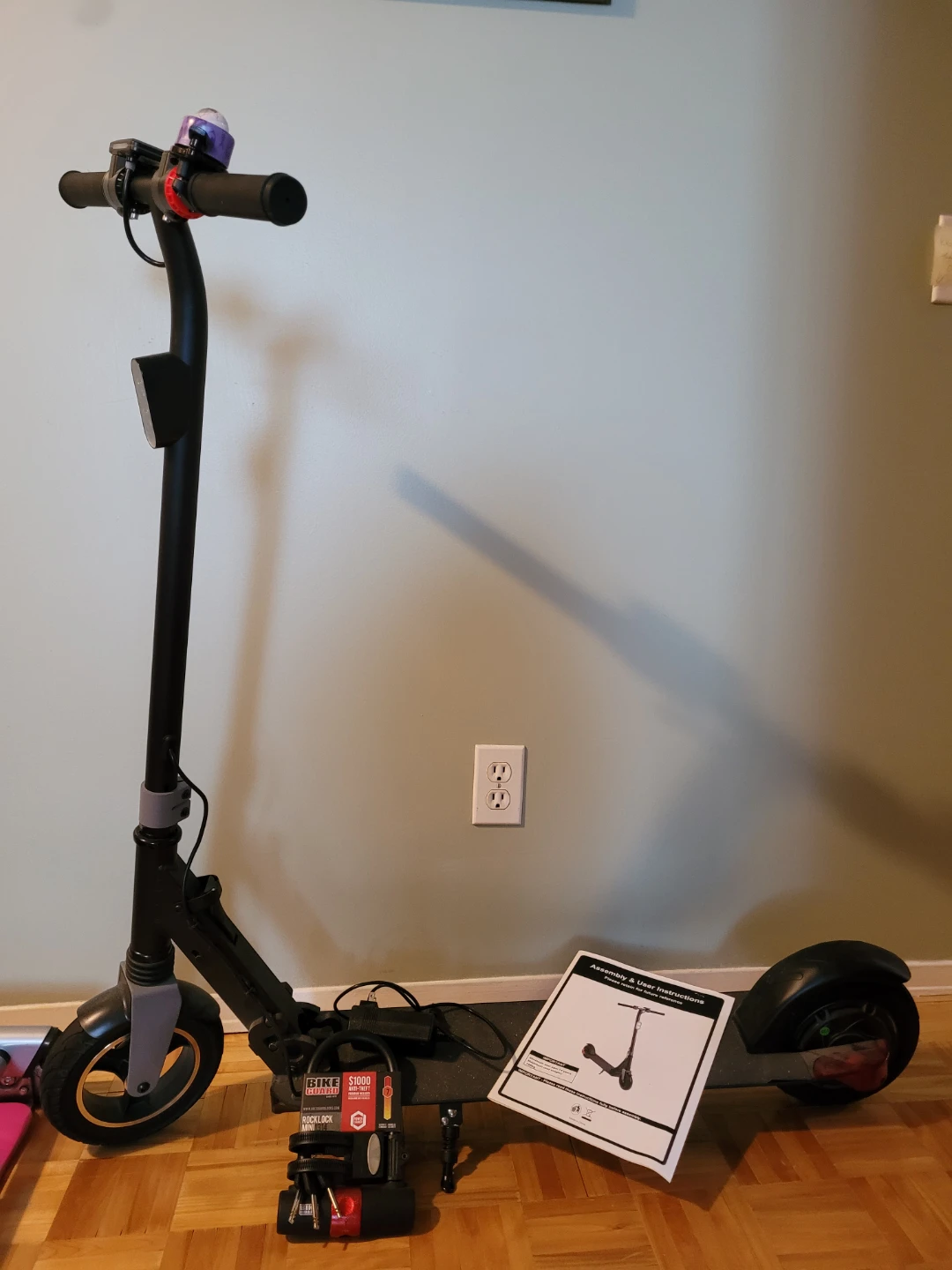 Electric Scooter with new lock and bell