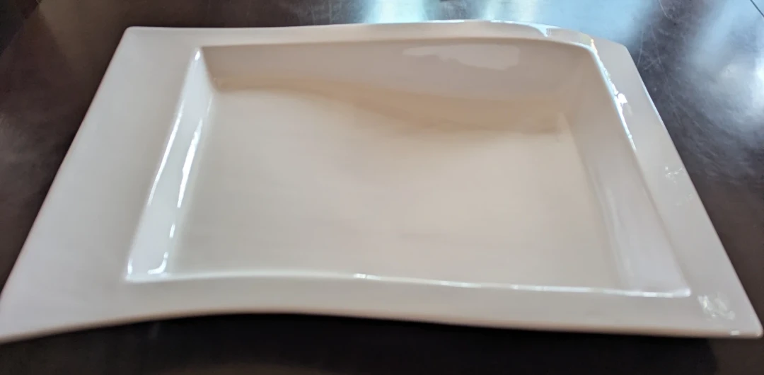 Like new! Gorgeous oversized white serving platter - photo 2