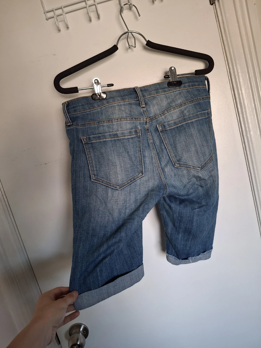 Old Navy Women's Denim Shorts Size 2 - photo 2