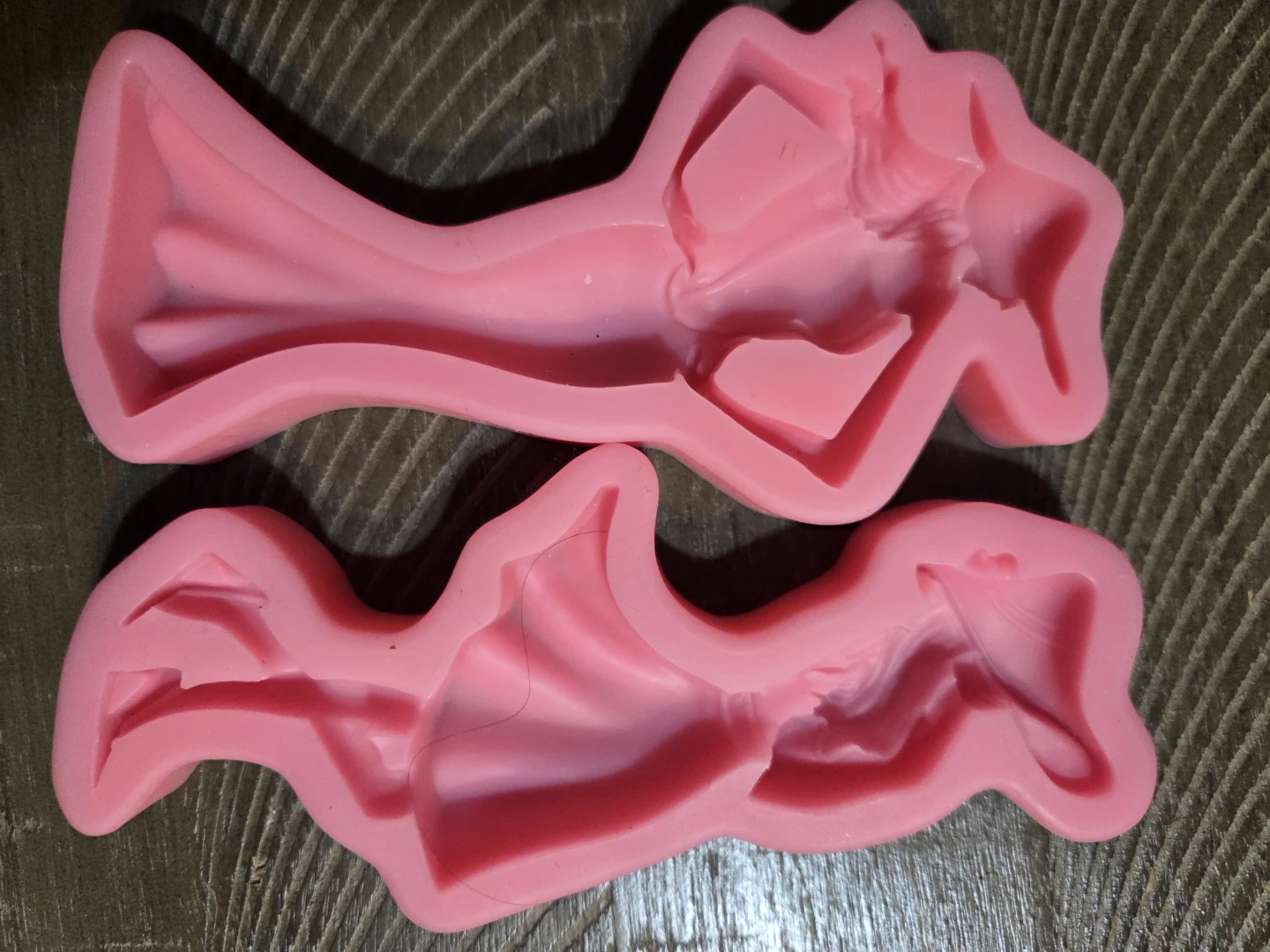 Pink Silicone Angel Wing Molds (Set of 2)