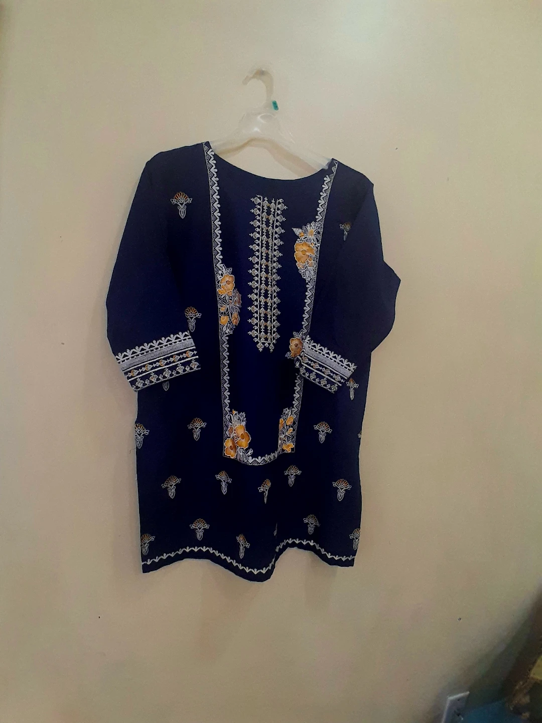 Mixed Lot of 5 Women's Tops/Kurtis $10 each - photo 2