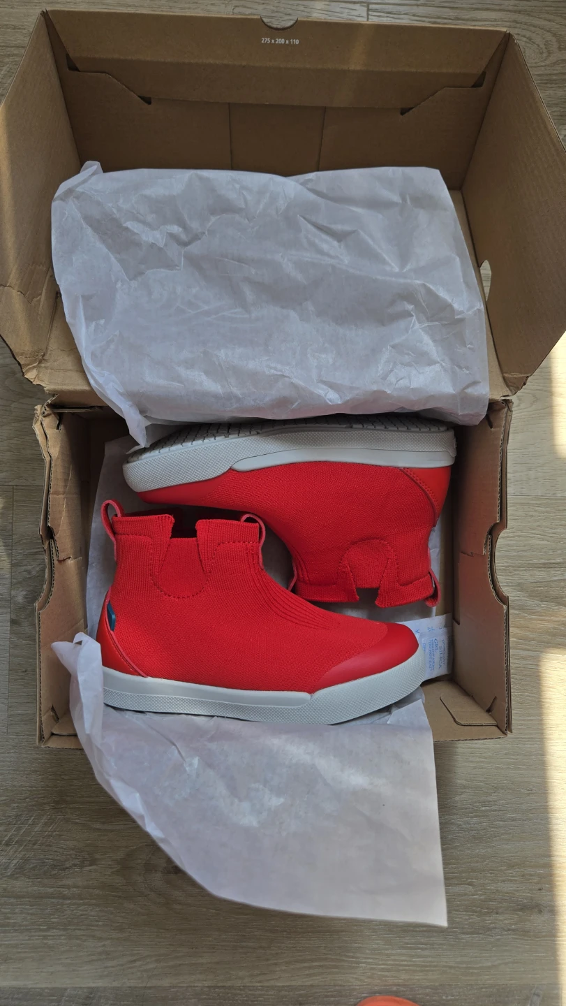 Vessi Red Shoes - photo 2