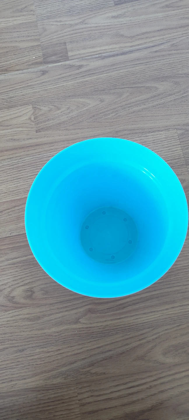 Plastic Plant Pot - photo 2