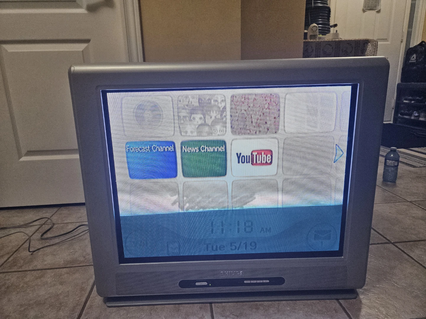 Philips 27" Flat CRT - 2007 - photo 3