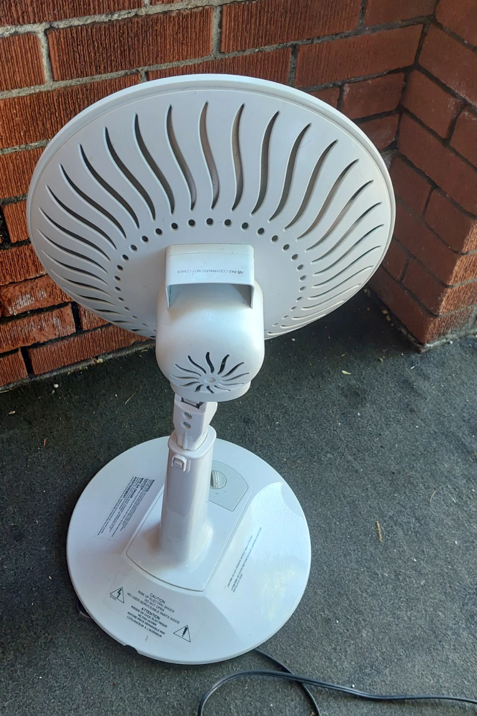 UberHaus White Pedestal Heater - photo 3