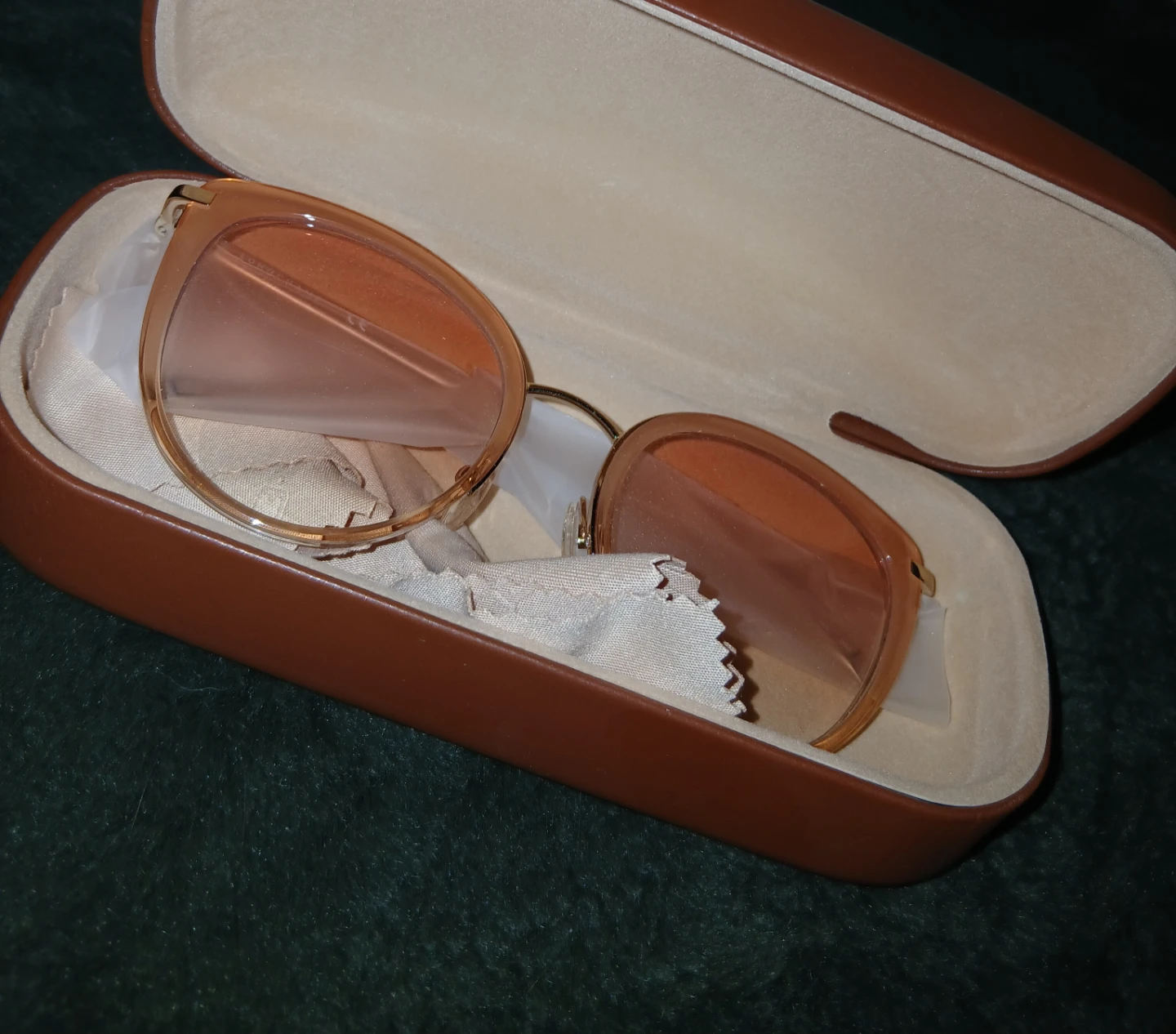 Longchamp Peach Gradient Sunglasses with Case - photo 3