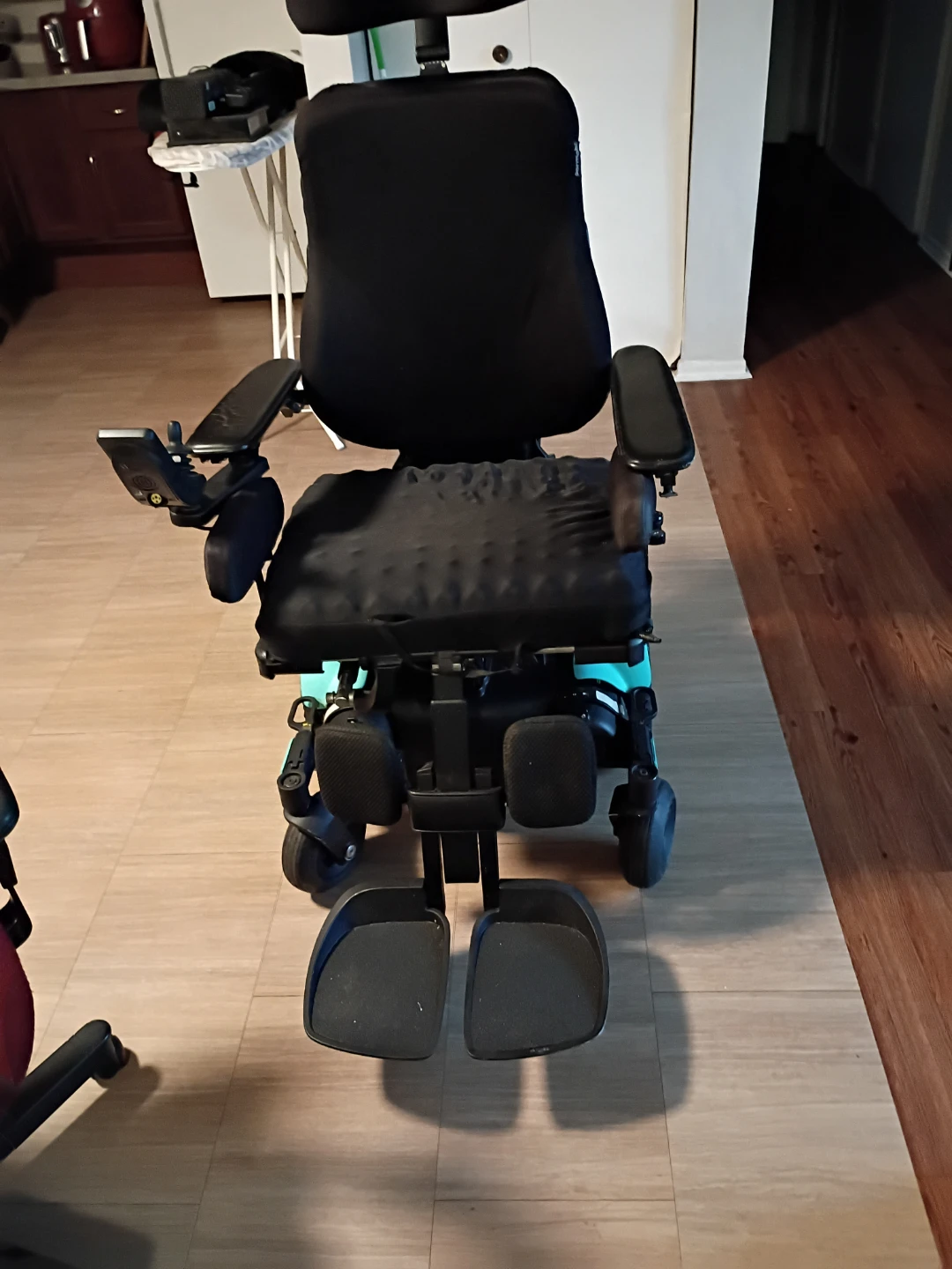 Power Wheelchair - photo 3