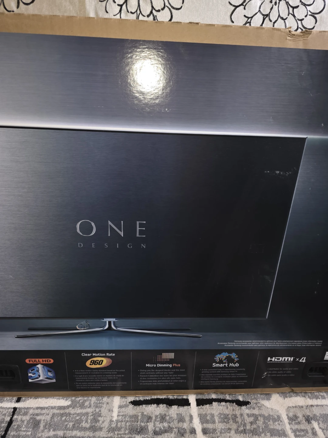 Brand new Samsung Smart TV 55" Full HD and TV Satand - photo 4