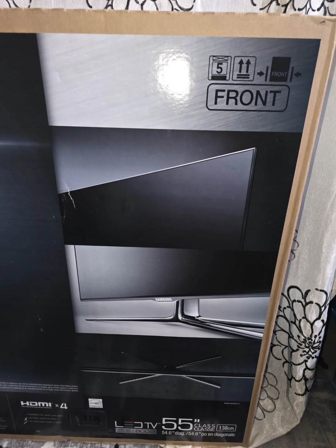 Brand new Samsung Smart TV 55" Full HD and TV Satand - photo 5