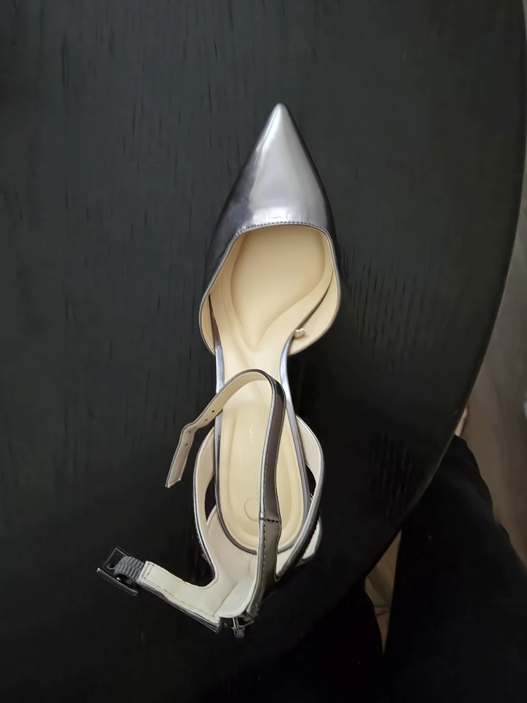 Jessica Simpson Women's Silver Pointed Toe Heels Size 7.5 - photo 2