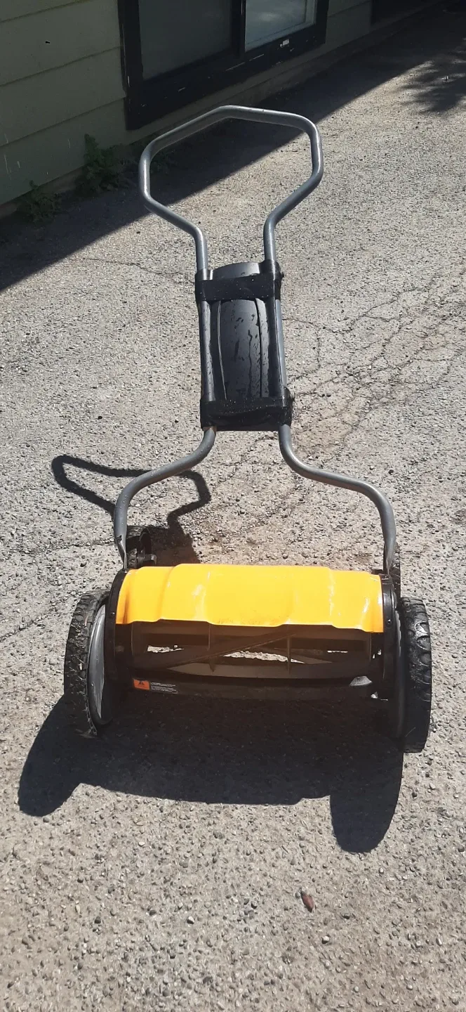 Greenworks 16-Inch Reel Mower - photo 2