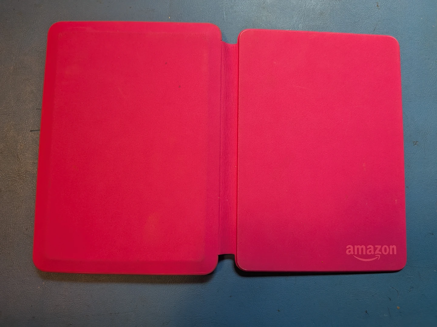 Amazon Kindle 7th Gen - photo 2