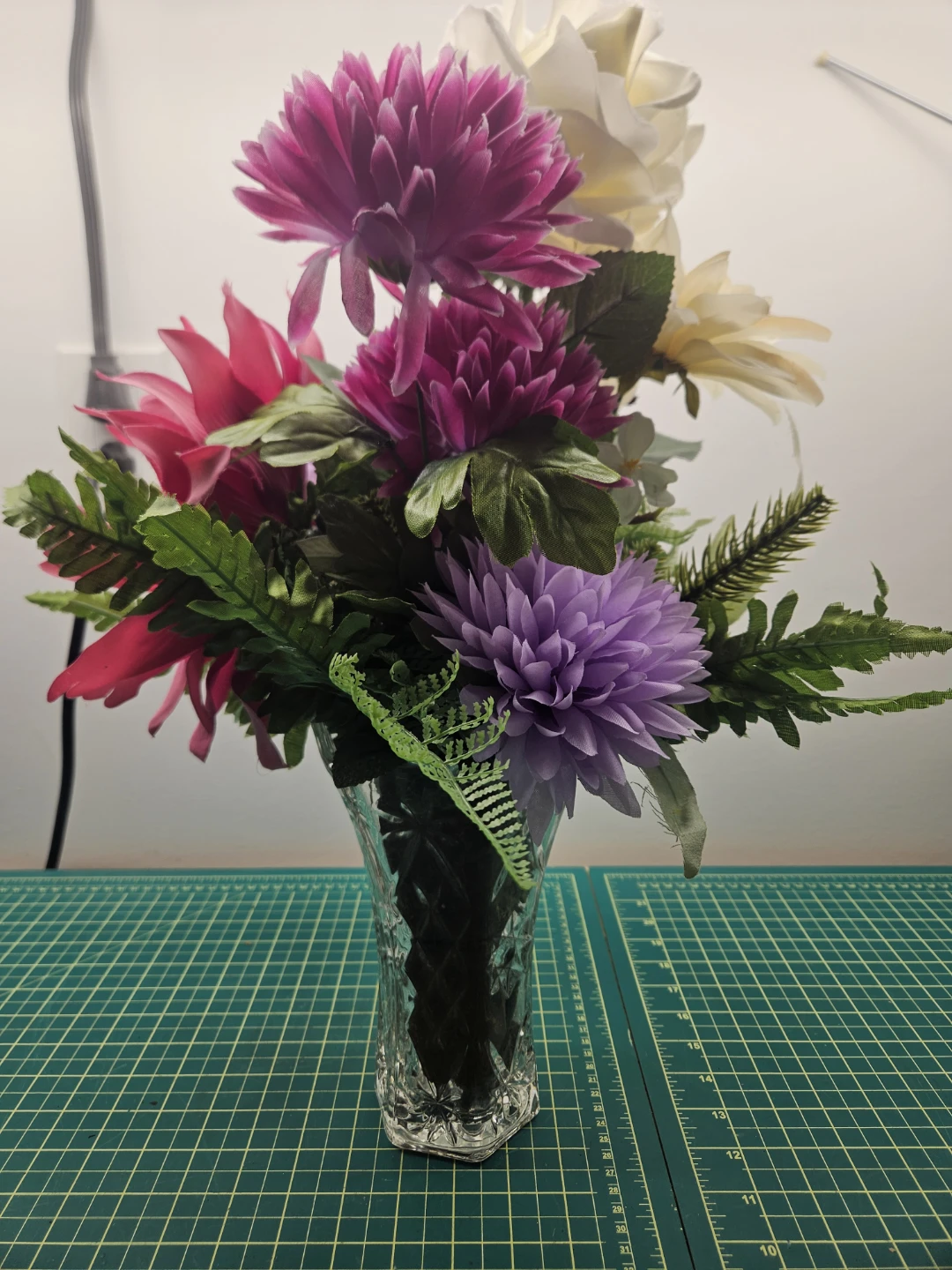 Artificial Flower Arrangement in Glass Vase - photo 2