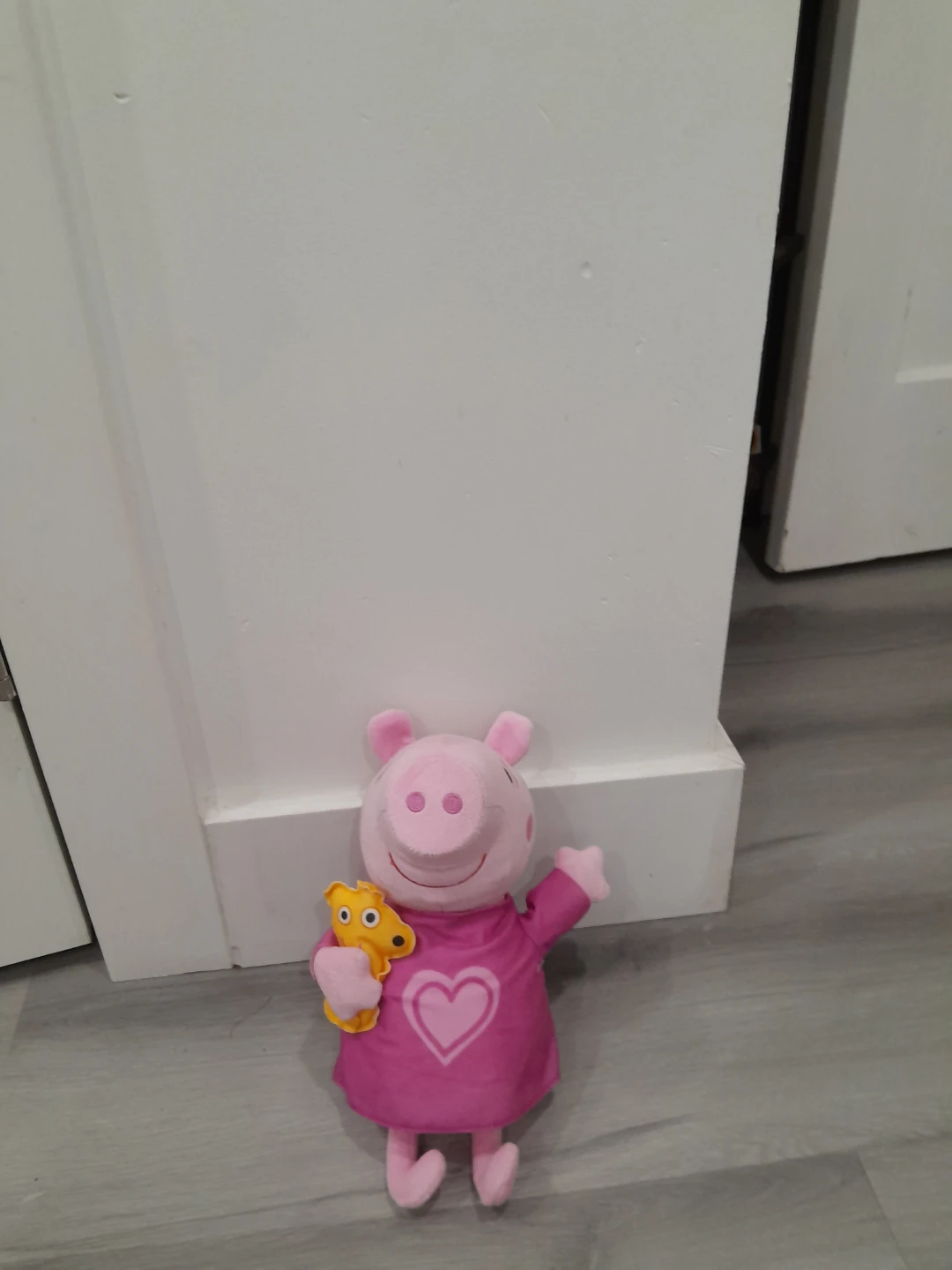 Peppa Pig Plush Toy  with play featur that can talk