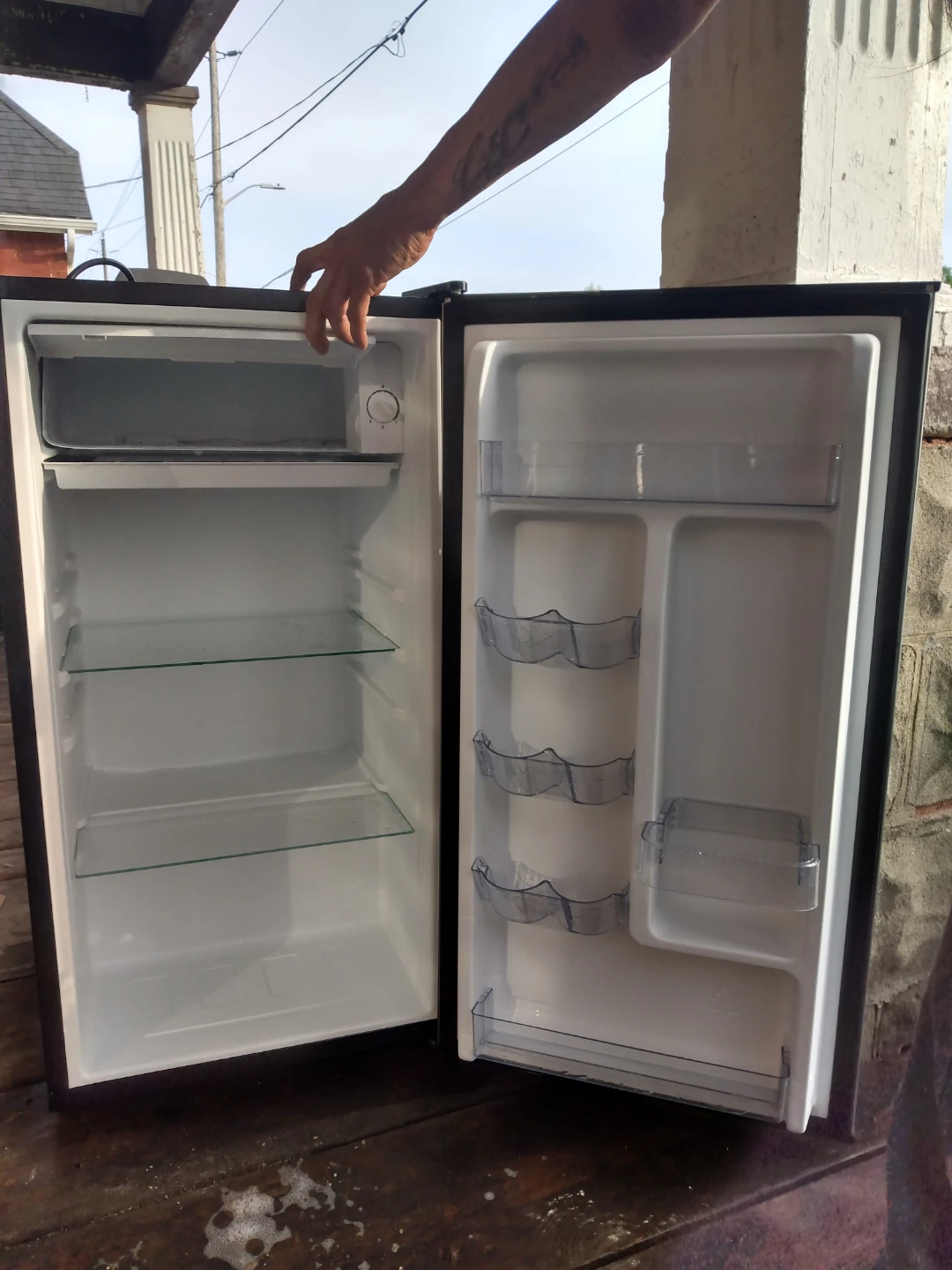 Hamilton Beach Mini Fridge