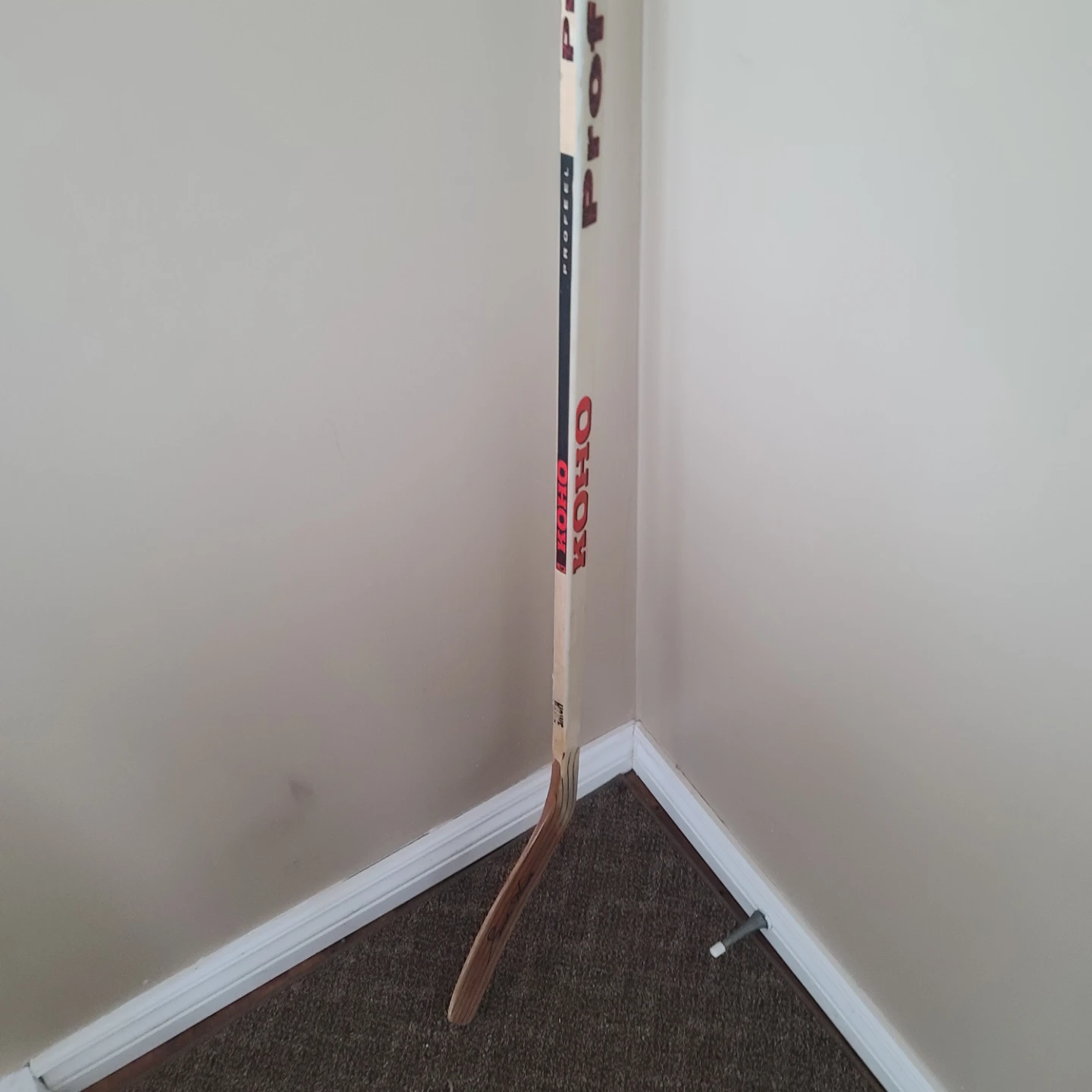 Gordie Howe Signed Stick (with COA) - photo 5