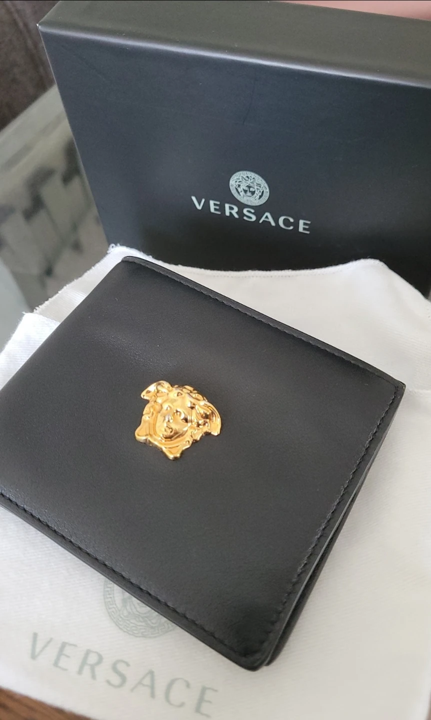 Versace Black Leather Bi-Fold Wallet with Medusa Head - photo 2