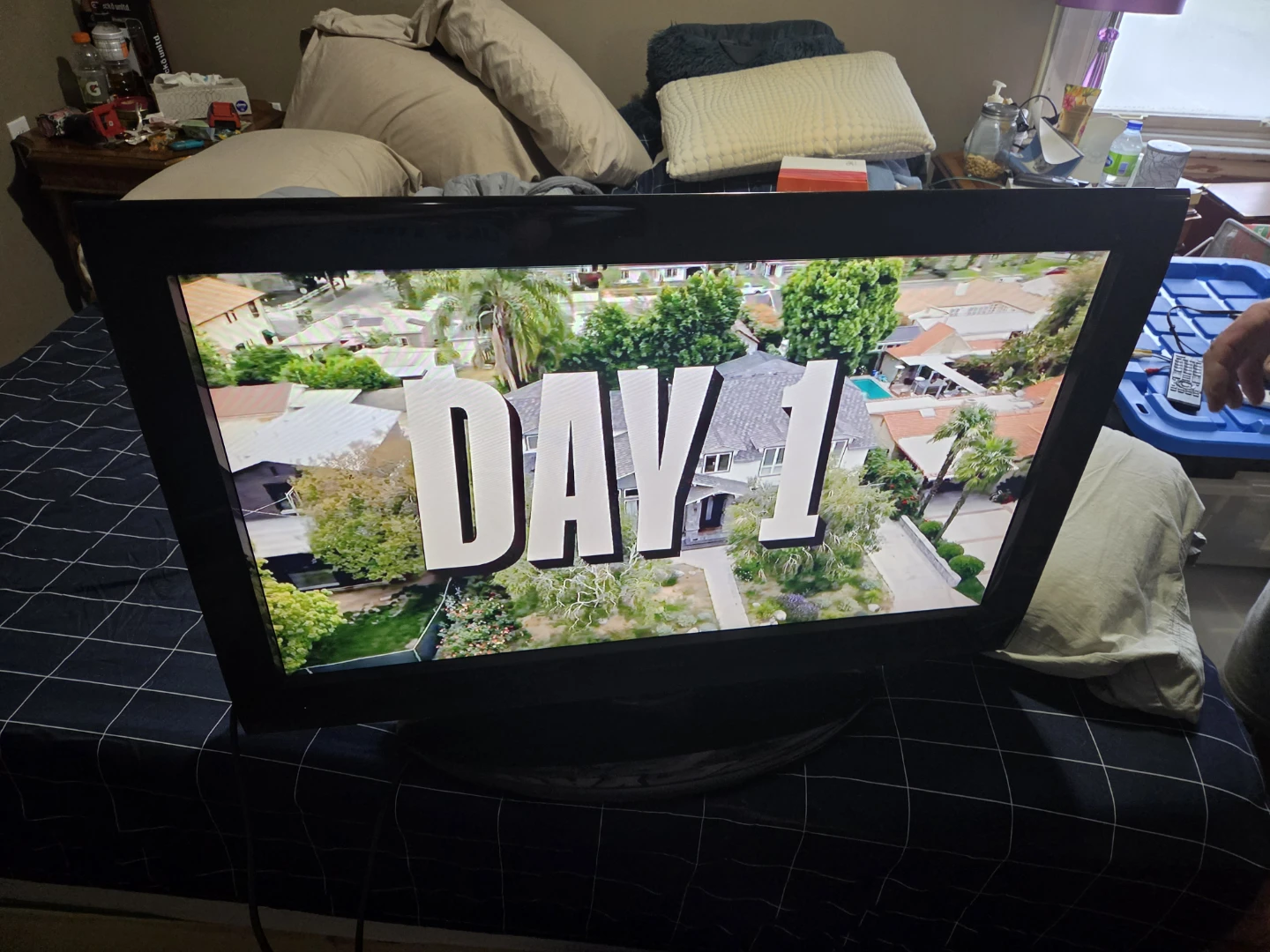Toshiba 32" Flat Screen TV