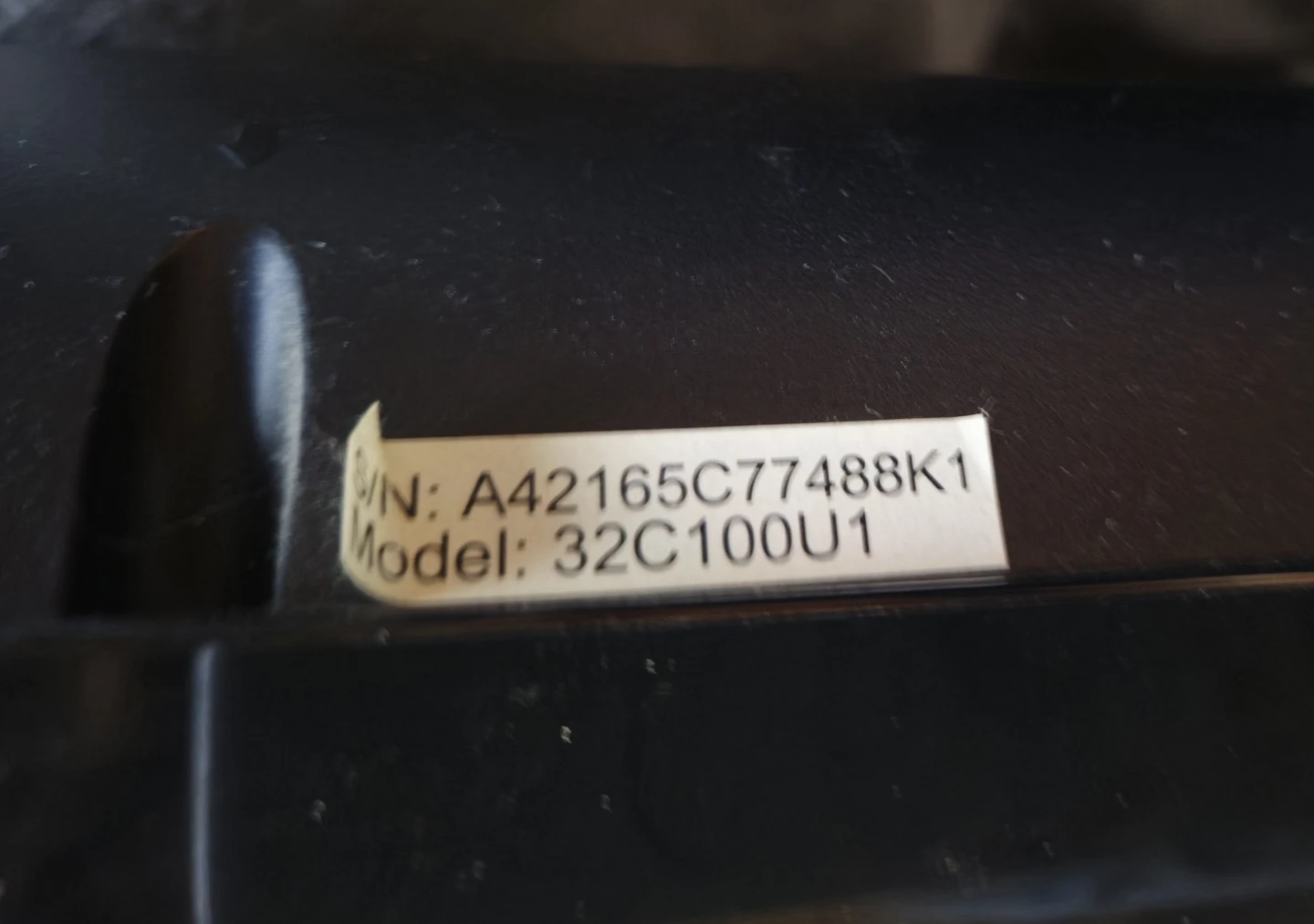 Toshiba 32" Flat Screen TV - photo 4