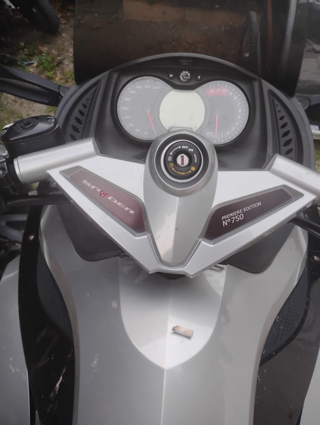 Can-Am Spyder Rotax 990 3-Wheeler - photo 3
