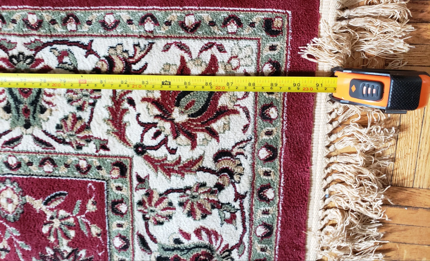 Red floral Area Rug. Size 91 inches long .62" wide - photo 4