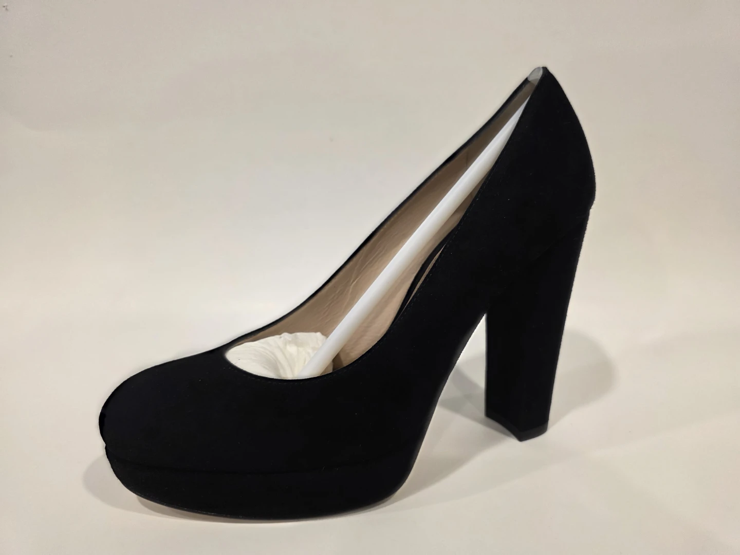 Stuart Weitzman Strongswoon Black Suede Women's Heels Size 5 - photo 2
