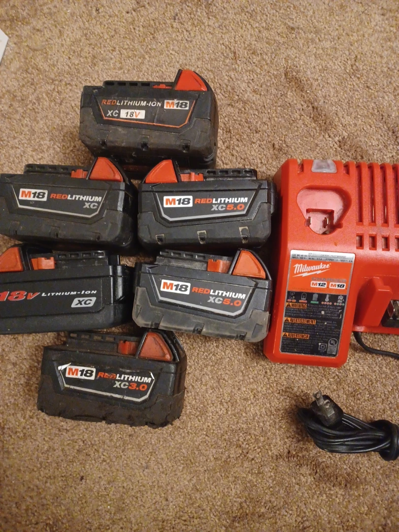 Milwaukee M18 REDLITHIUM-ION XC Battery Pack Lot with Charger