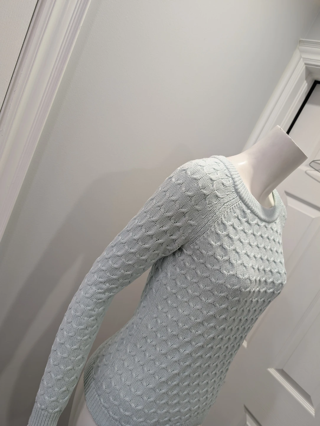 EUC - Women's Old Navy Mint Green Sweater Size XS - photo 3