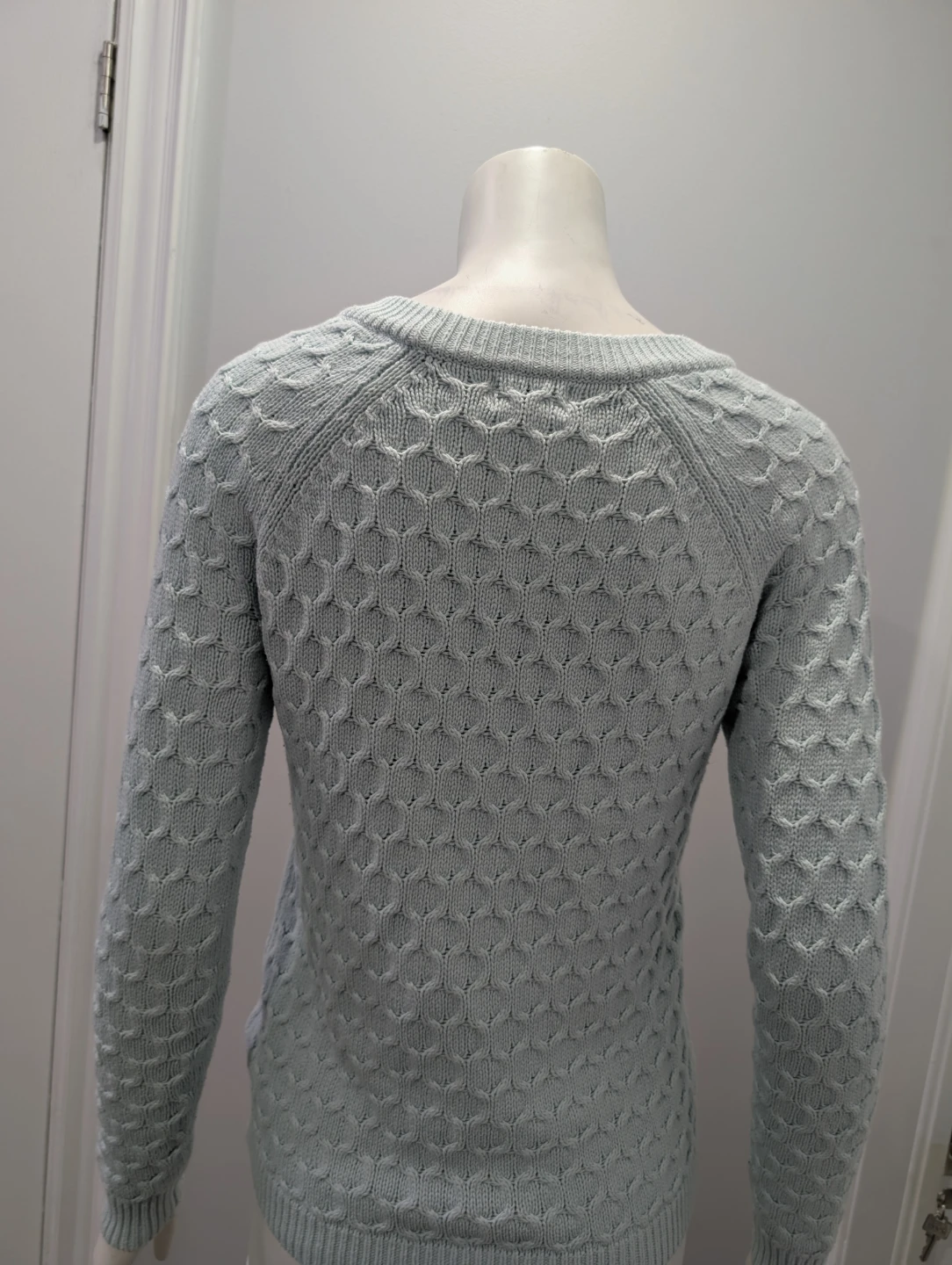 EUC - Women's Old Navy Mint Green Sweater Size XS - photo 4