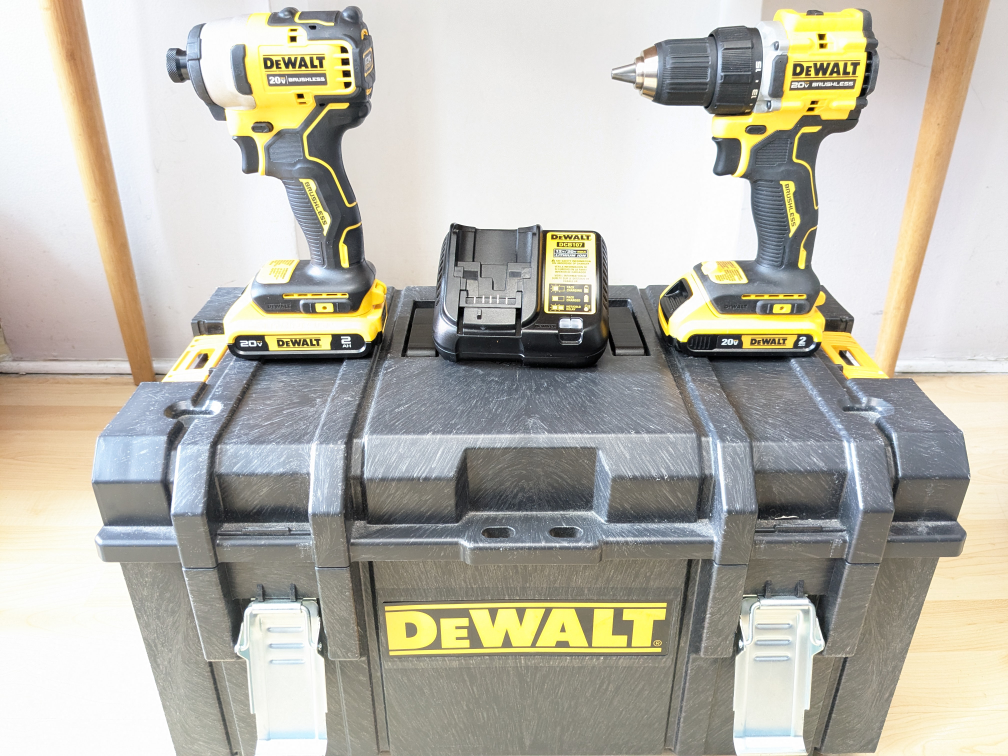 20V Max DeWalt ATOMIC Combo Kit + Tool Box - photo 5