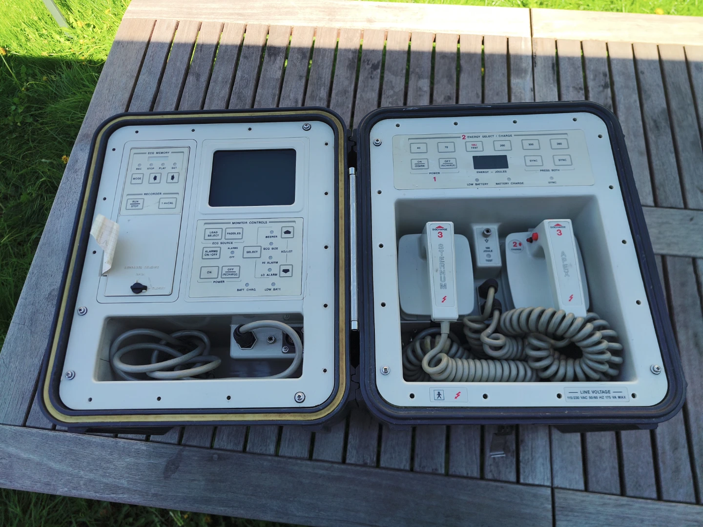 HP Cardiac Science G3 AED Defibrillator - photo 3
