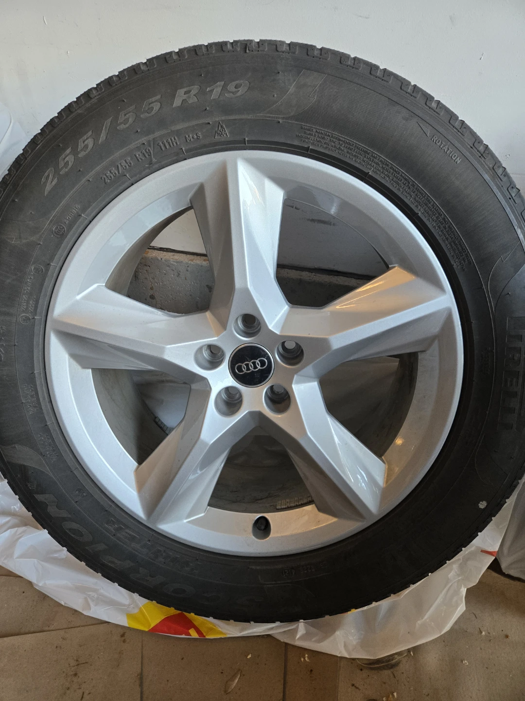 Q7 Audi snow Tires original Audi Rims