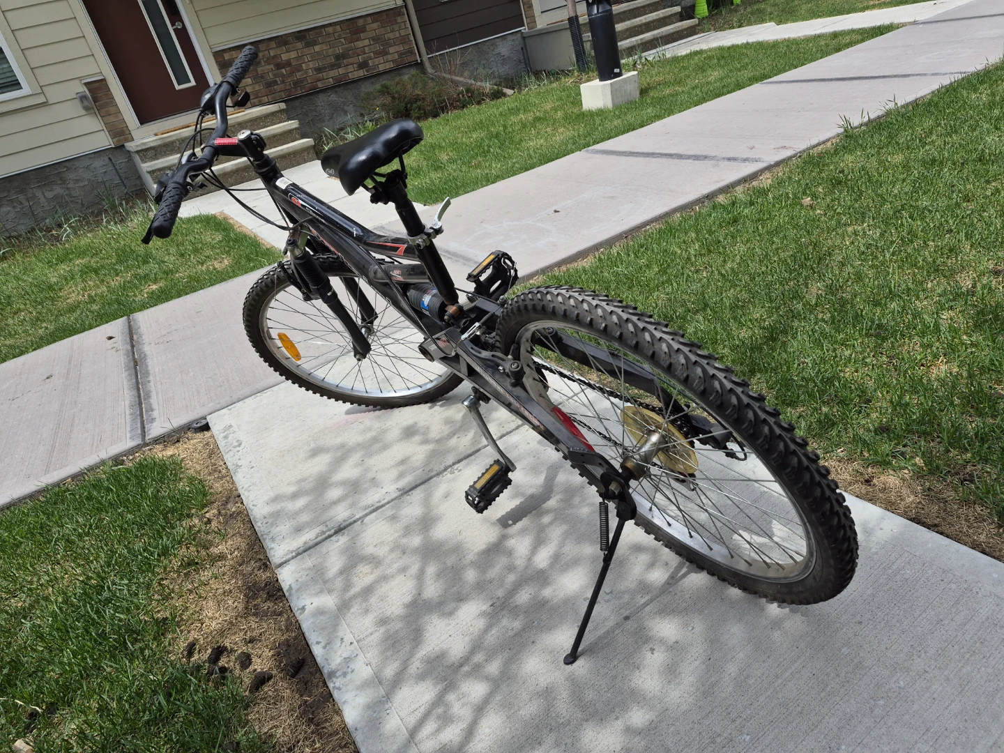 Raleigh Tora 21-Speed Dual Suspension Mountain Bike