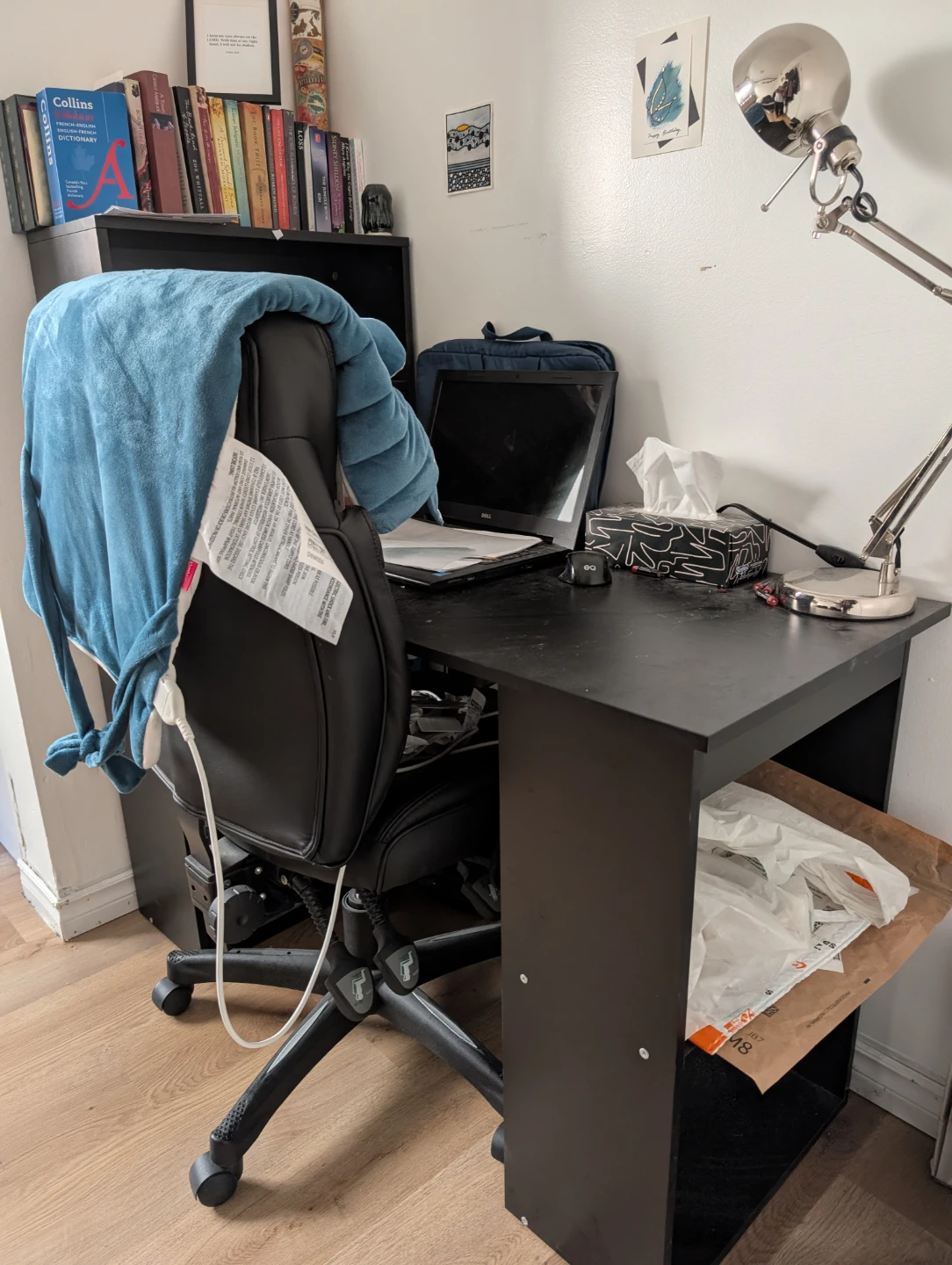 Black computer desk with bookshelf - photo 5